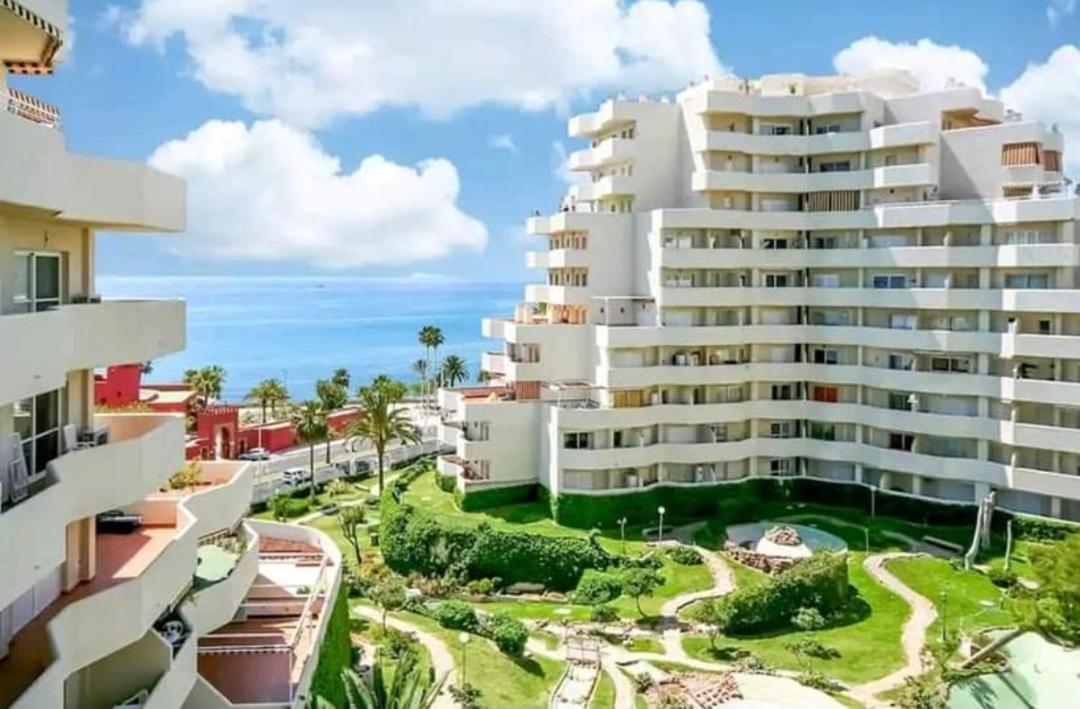 Estreno Benalbeach Vistas Al Mar Estudio Deluxe Benalmádena Exterior foto